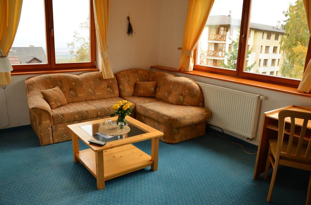 Hotel Villa Siesta Високе-Татри Номер фото