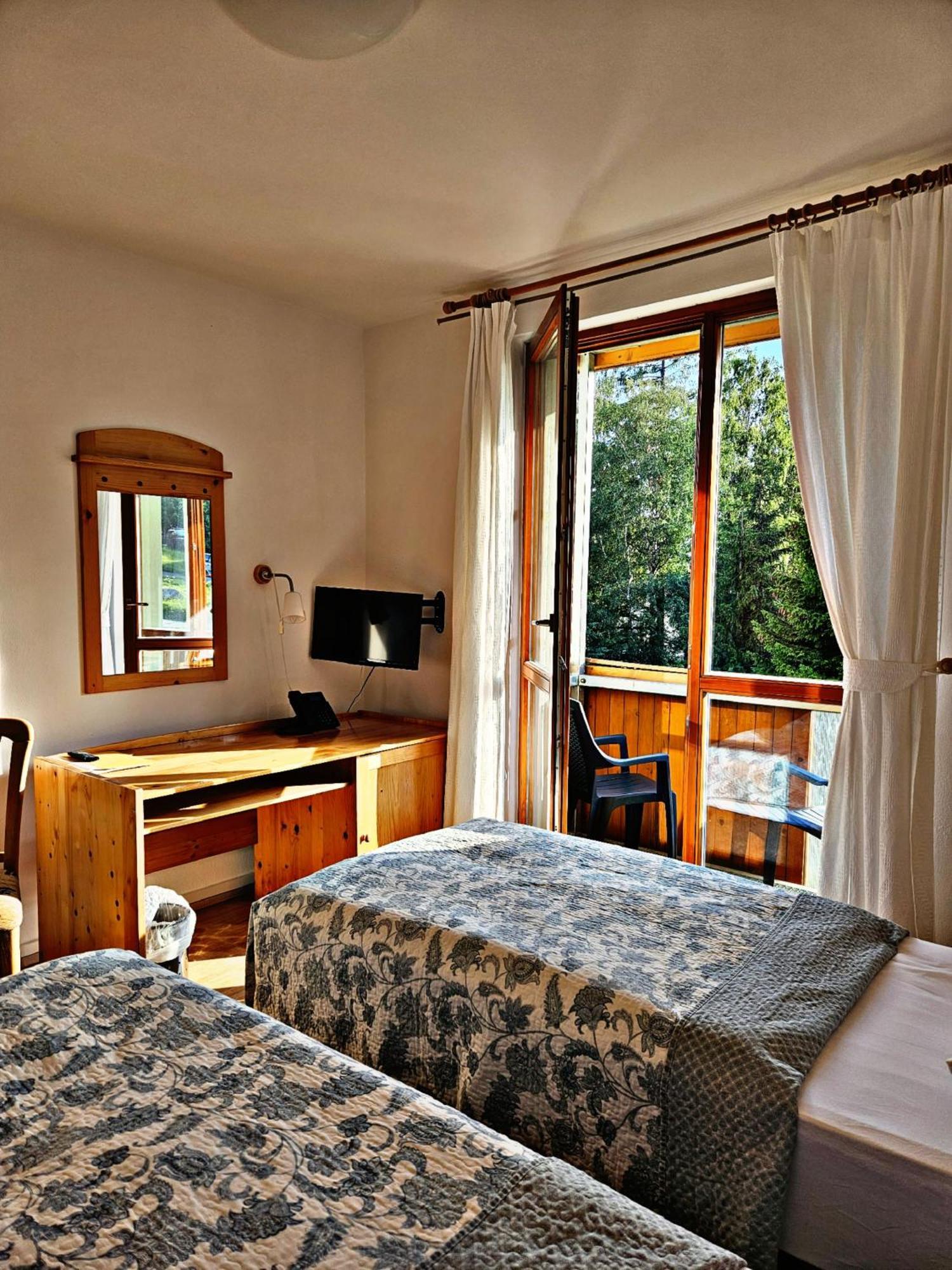 Hotel Villa Siesta Високе-Татри Экстерьер фото