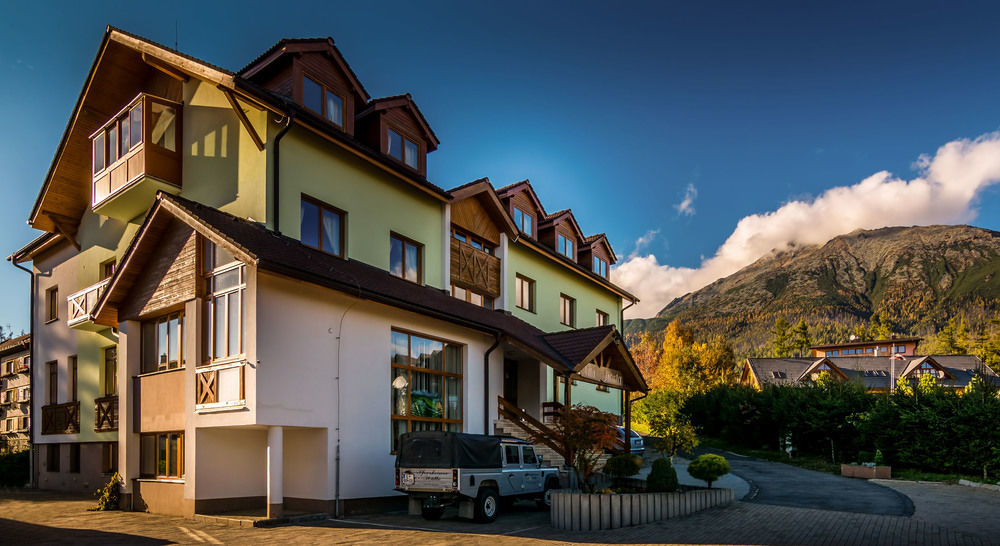 Hotel Villa Siesta Високе-Татри Экстерьер фото