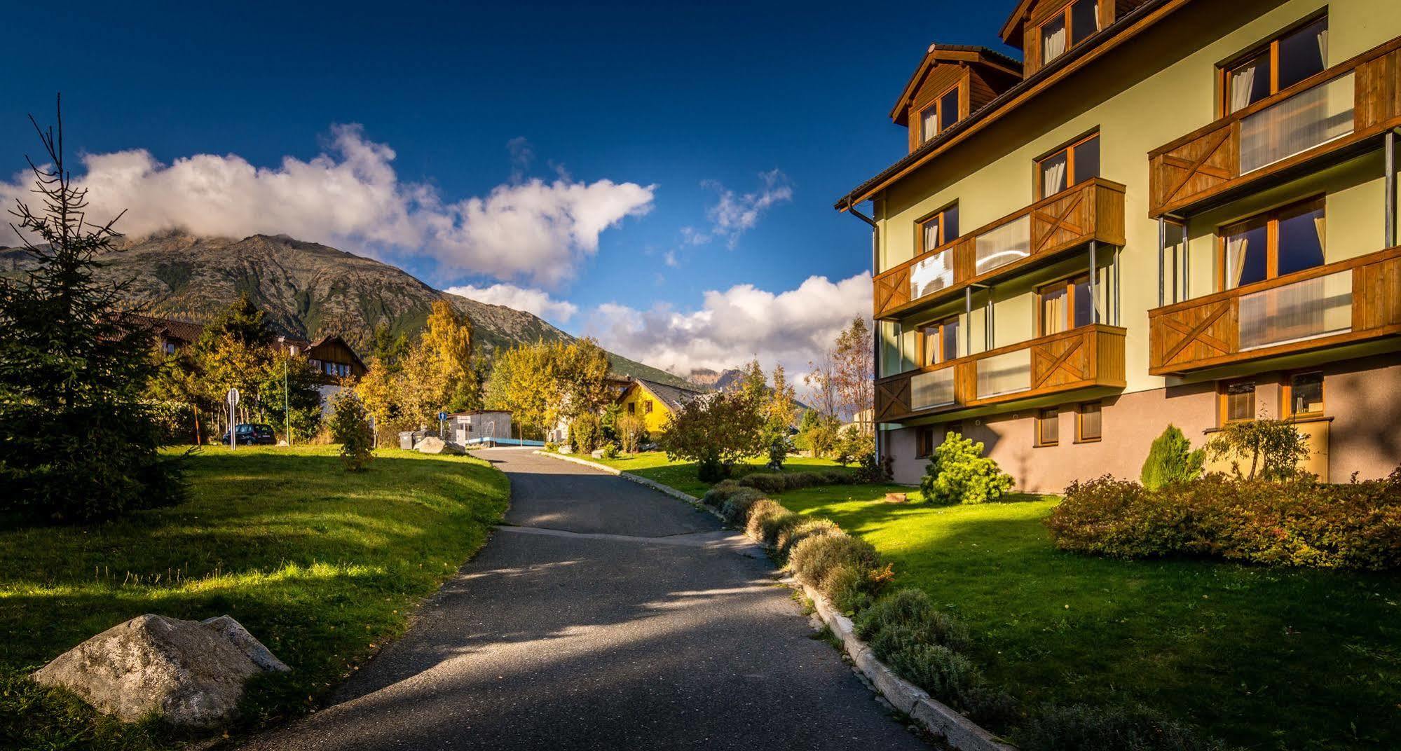 Hotel Villa Siesta Високе-Татри Экстерьер фото